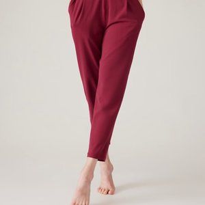 Athleta Elation Pant; size medium